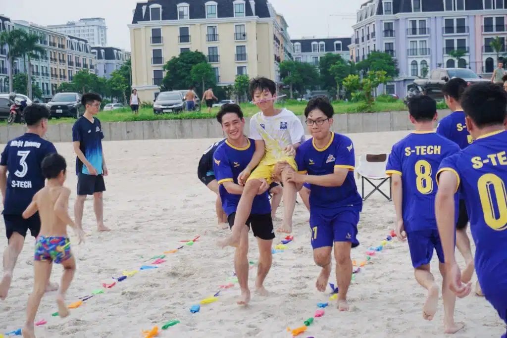 s-tech_teambuilding-halong