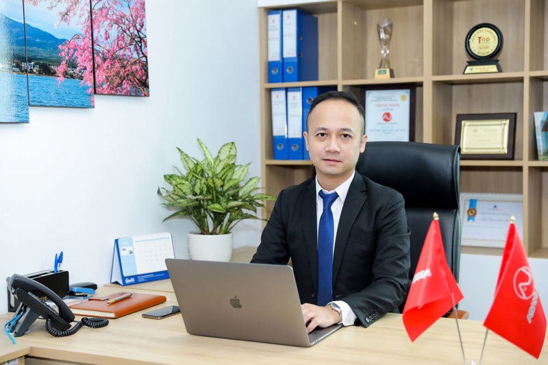 Ông Lê Nguyên Phong