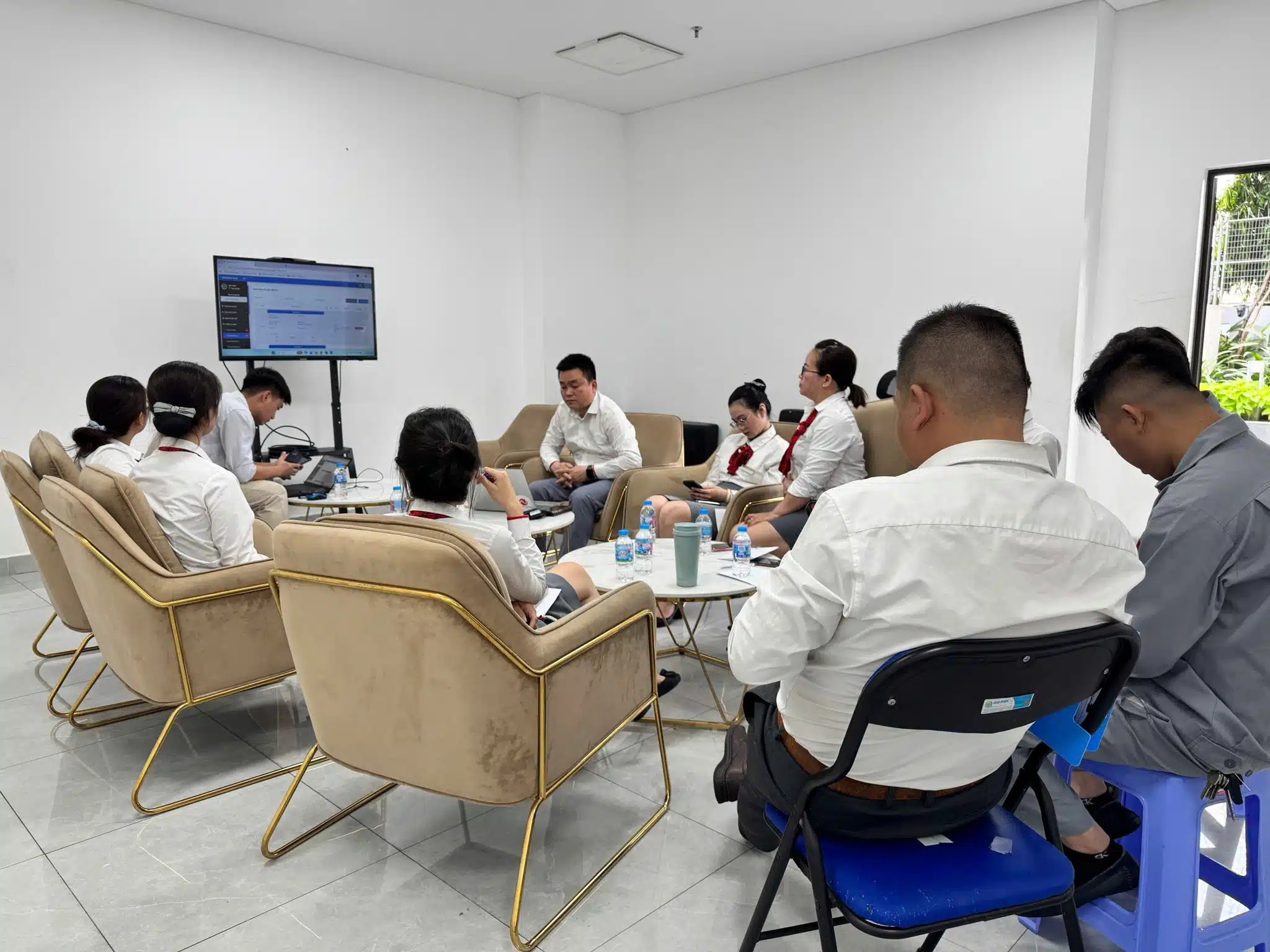 dao-trao-trien-khai-phan-mem-buildingcare-2