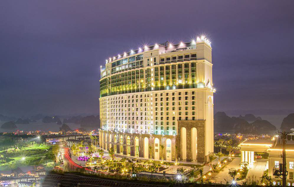 den-chieu-sang-toa-nha